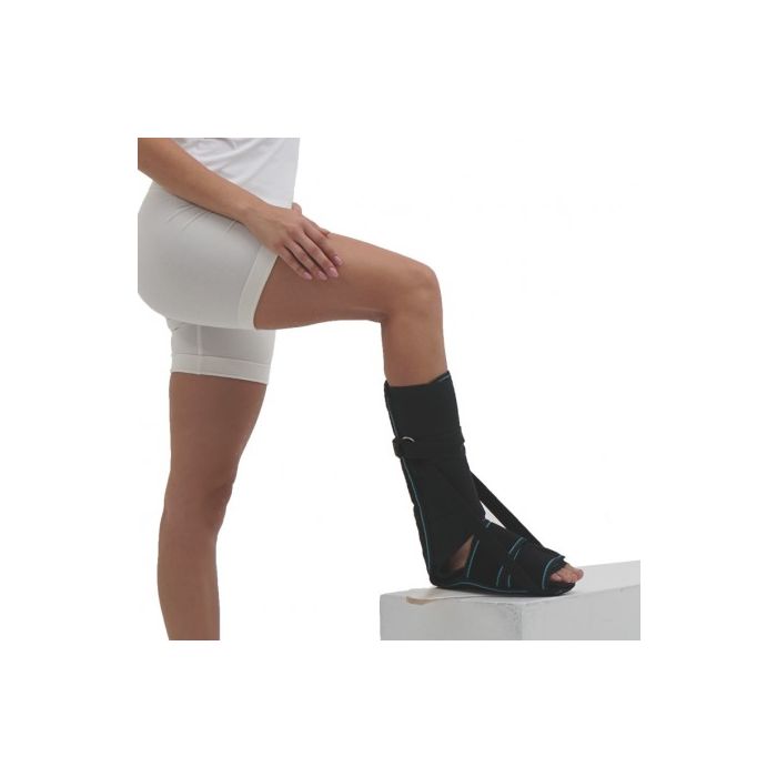 Деротаційний чобіток універсальний чорний (р.1)