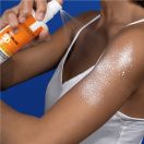 Набір La Roche-Posay (Ля Рош-Позе) Антеліос (Сонцезахисний стійкий невидимий спрей для шкіри обличчя та тіла, дуже високий ступінь захисту SPF50+, 200 мл + Постеліос, 100 мл) foto 6